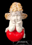 Artestone Engel Marion mit Herz in rot und goldenen Haaren und Flügeln